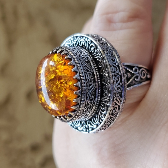 New Baltic Amber Antique Design 925 Silver Statement Ring. - Picture 3 of 16